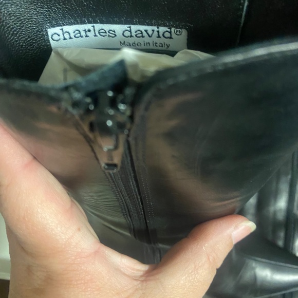 Boots - Picture 6 of 8